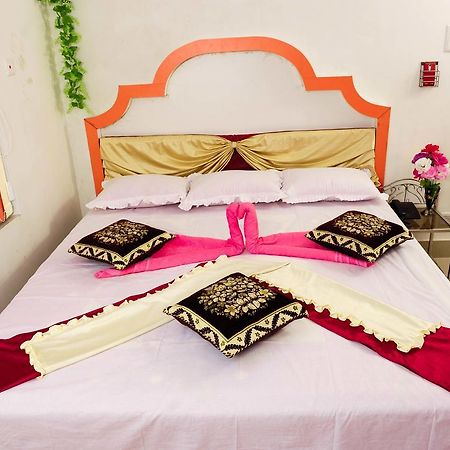 Jayanti Hotel Tarapith Ngoại thất bức ảnh