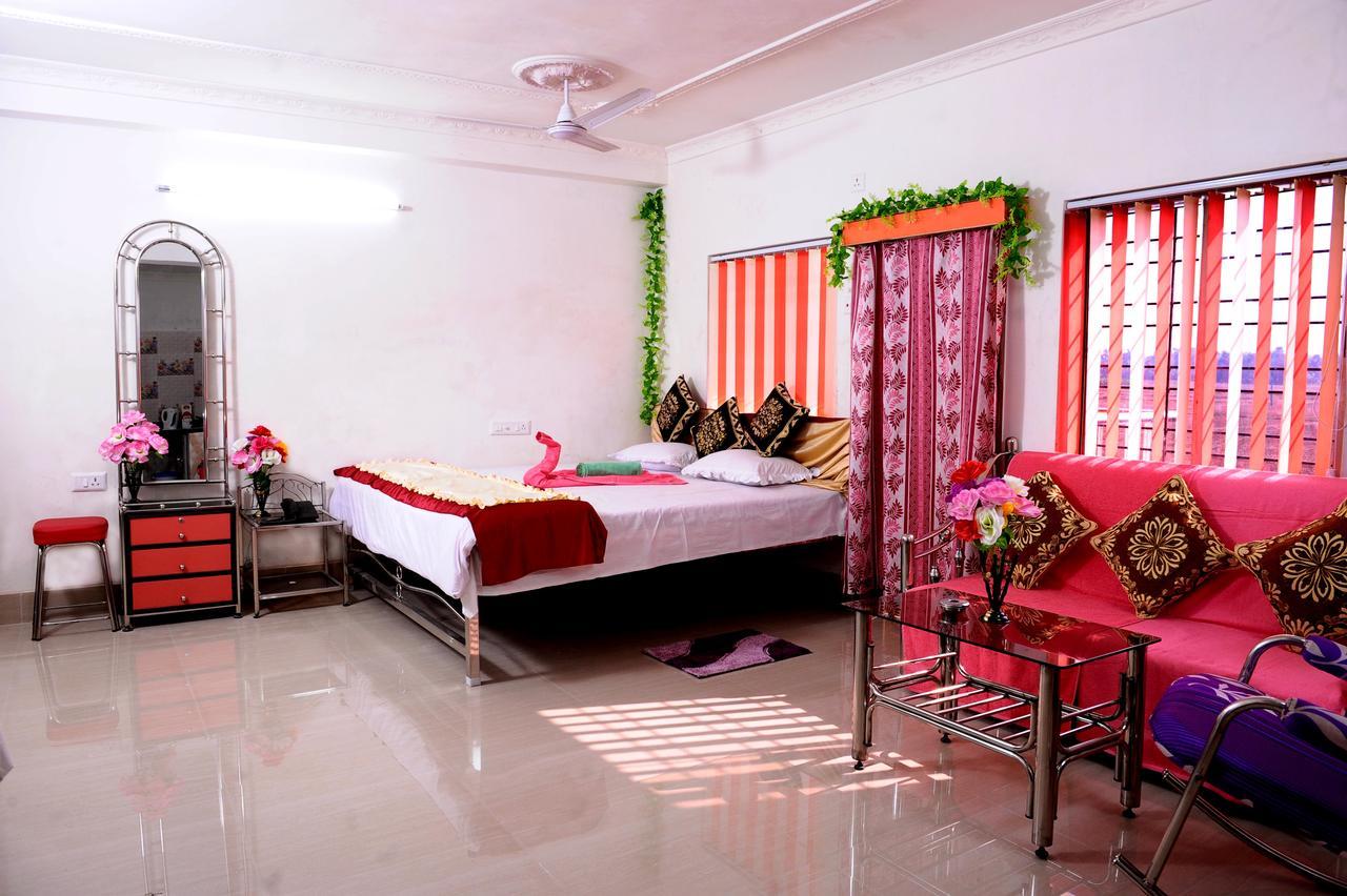 Jayanti Hotel Tarapith Ngoại thất bức ảnh