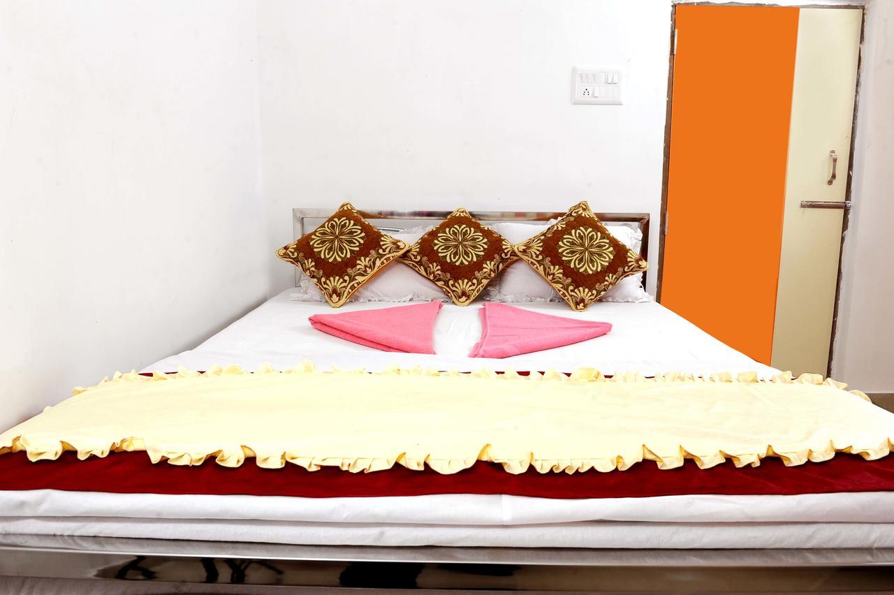 Jayanti Hotel Tarapith Ngoại thất bức ảnh